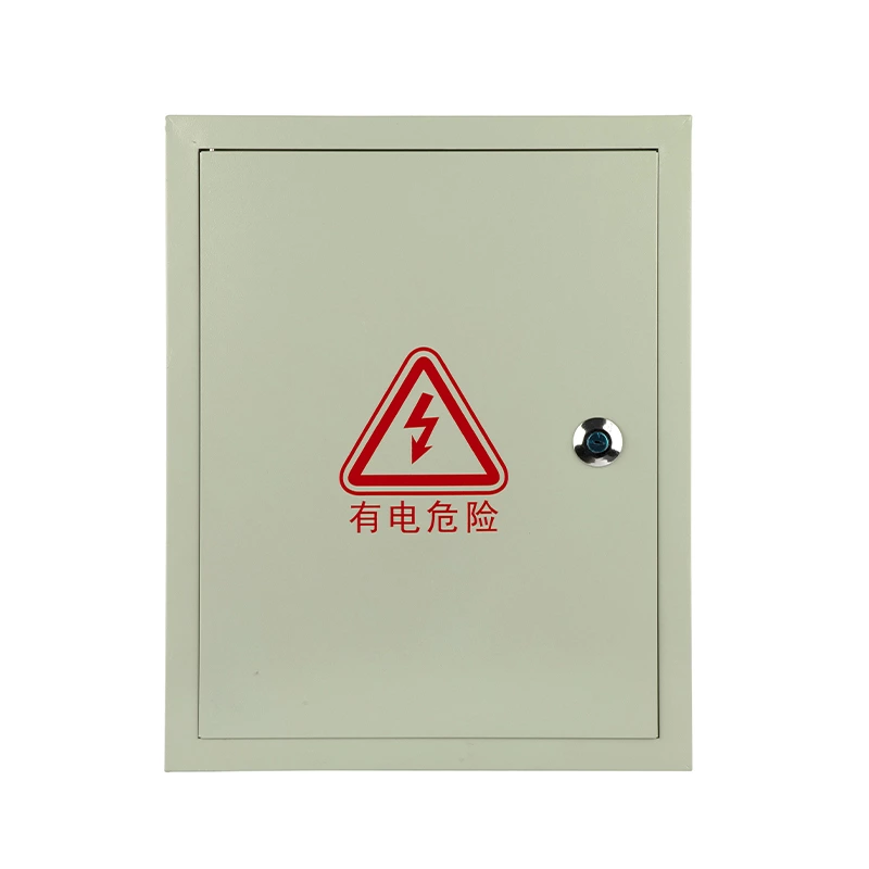 Caixa elétrica metálica com acabamento em pintura eletrostática a pó.