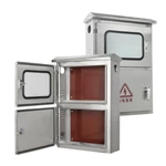 Caixa de parede para painéis fotovoltaicos em aço inoxidável