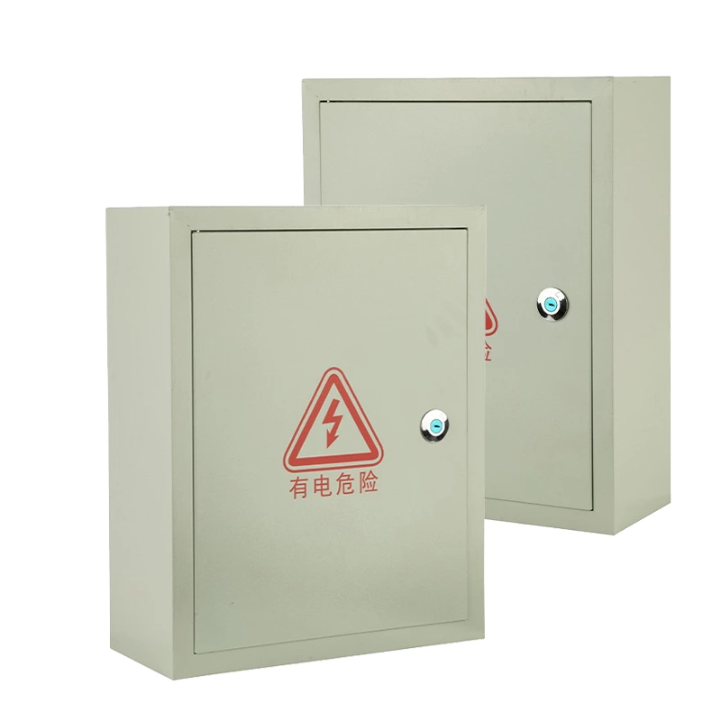 Caixa à prova de intempéries para equipamentos elétricos de jardim.