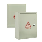 Armário elétrico com painel traseiro removível